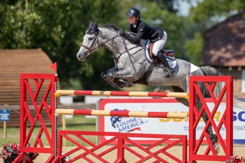 Nicole Lockhead Anderson finishes Hickstead on a high Nicole Lockhead Anderson finishes Hickstead on a high